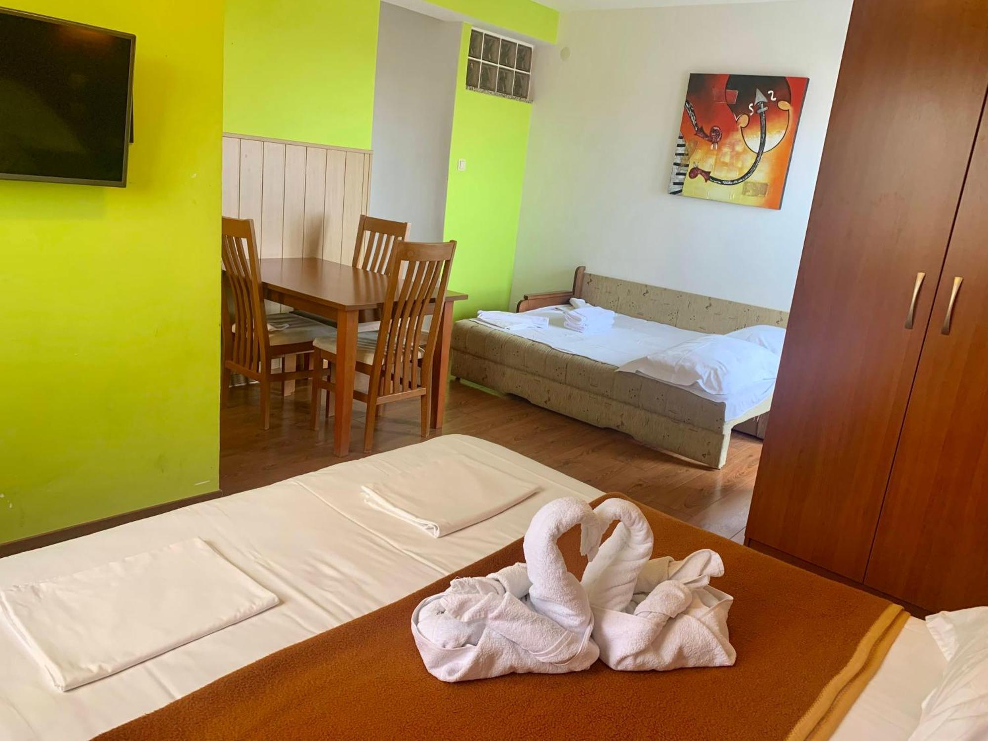 Gargamelo Guest house 3*